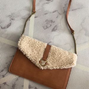 FURRY CROSS BODY PURSE